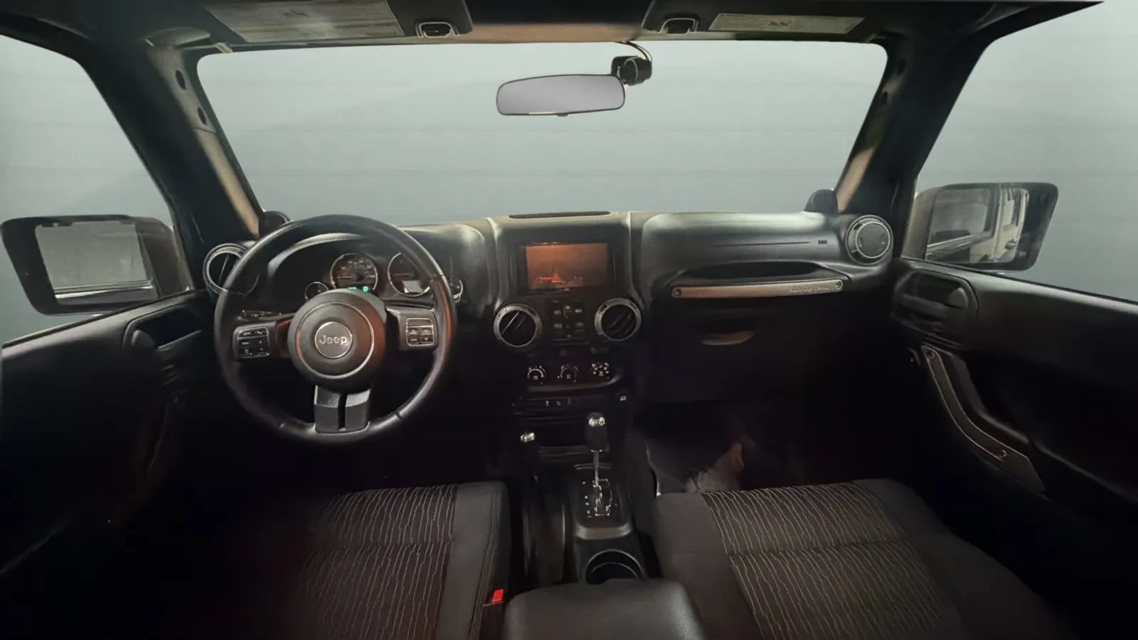 Used 2012 Jeep Wrangler Unlimited Sport AWD/4WD image 10