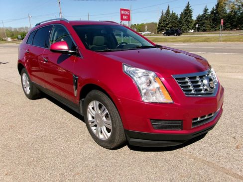 Used 2014 Cadillac SRX Luxury AWD/4WD image 2