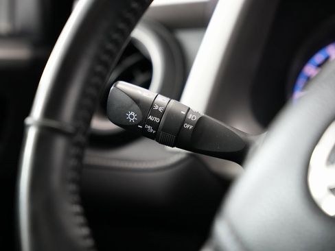 Used 2017 Toyota RAV4 XLE image 14