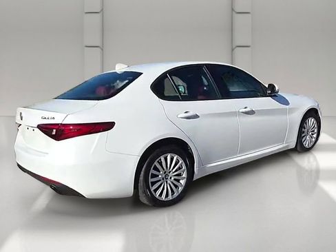 Used 2022 Alfa Romeo Giulia Sprint image 45