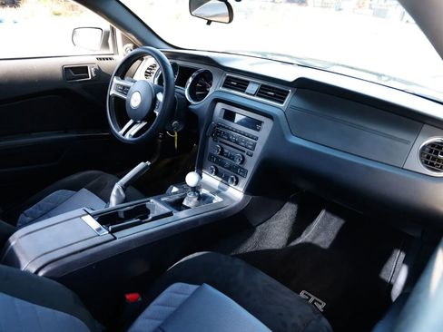 Used 2014 Ford Mustang GT image 18