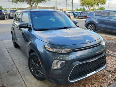 Used 2025 Kia Soul LX w/ LX Technology Package