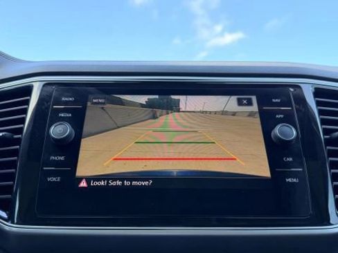 Used 2019 Volkswagen Atlas SEL Premium image 48