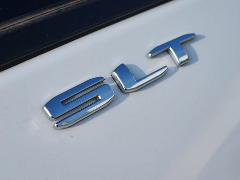 Used 2022 GMC Terrain SLT FWD image 10