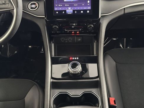 Used 2025 Jeep Grand Cherokee Altitude image 21