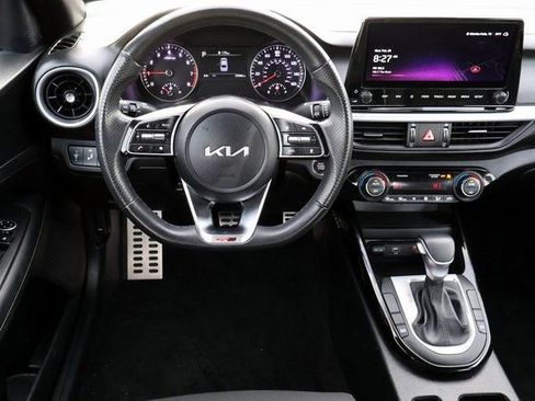 Used 2023 Kia Forte GT-Line w/ GT-Line Technology Package image 4