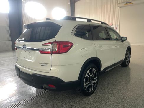 Used 2024 Subaru Ascent Limited w/ Technology Package AWD/4WD image 16