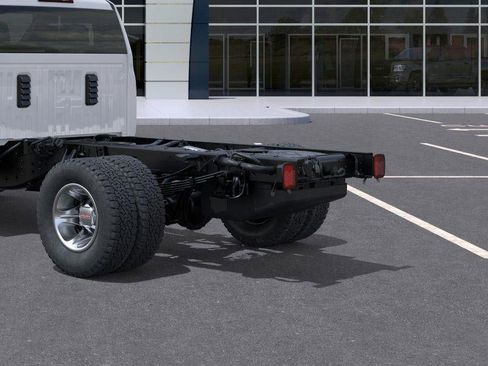New 2026 GMC Sierra 3500 Pro w/ Convenience Package AWD/4WD image 42
