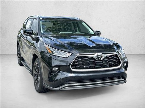 New 2026 Toyota Highlander Limited AWD/4WD image 7