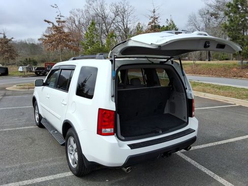 Used 2011 Honda Pilot EX-L image 16