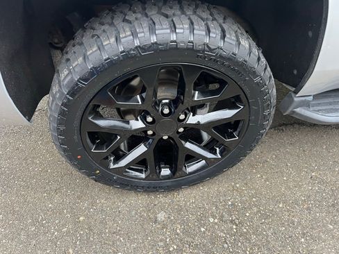 Used 2020 Chevrolet Tahoe LT AWD/4WD image 10