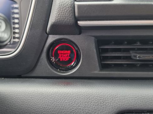 Used 2024 Honda Pilot Elite image 24