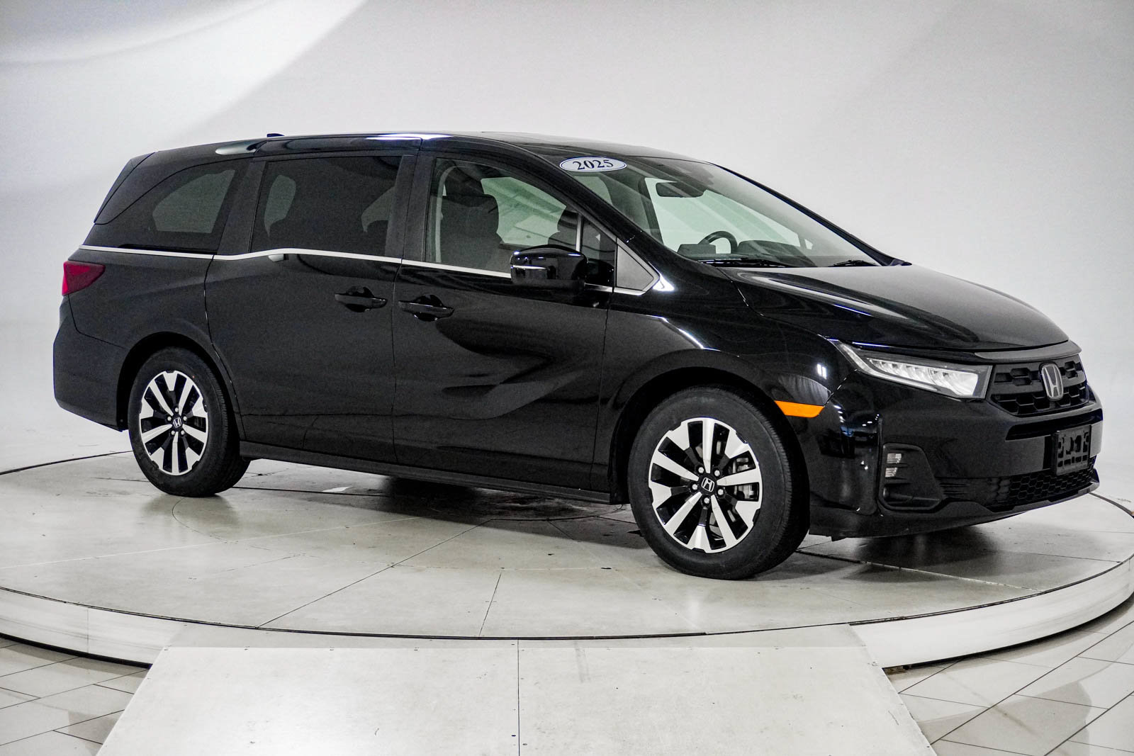 Used 2025 Honda Odyssey EX-L image 14