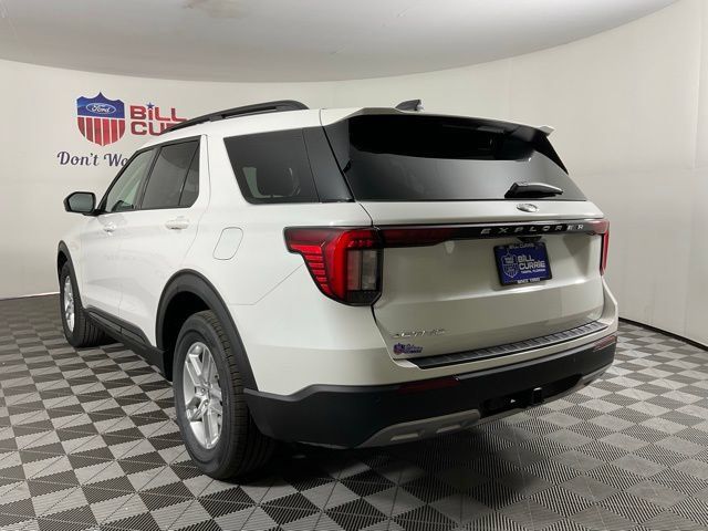 New 2026 Ford Explorer Active w/ Active Comfort Package RWD image 5