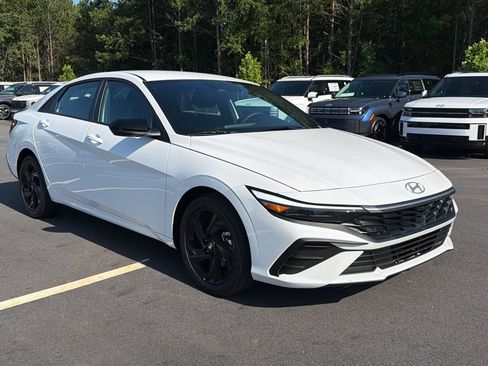 New 2026 Hyundai Elantra Sport FWD image 8