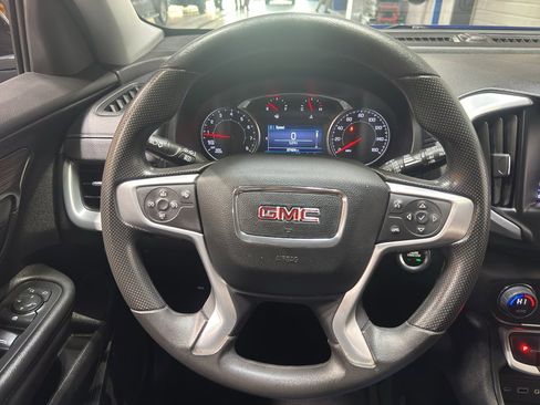 Used 2022 GMC Terrain SLE w/ Driver Convenience Package image 21