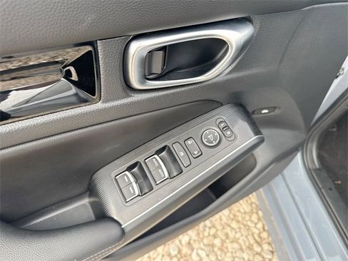 Used 2024 Honda Civic Touring image 19