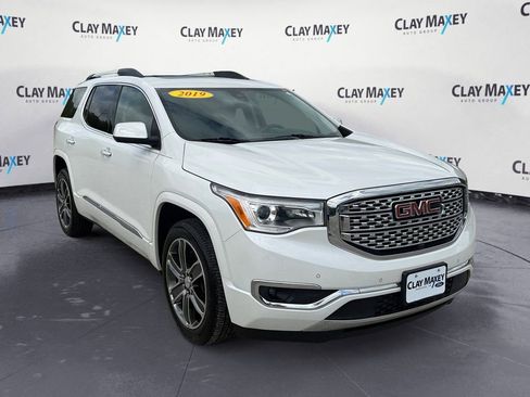 Used 2019 GMC Acadia Denali w/ Technology Package FWD image 7