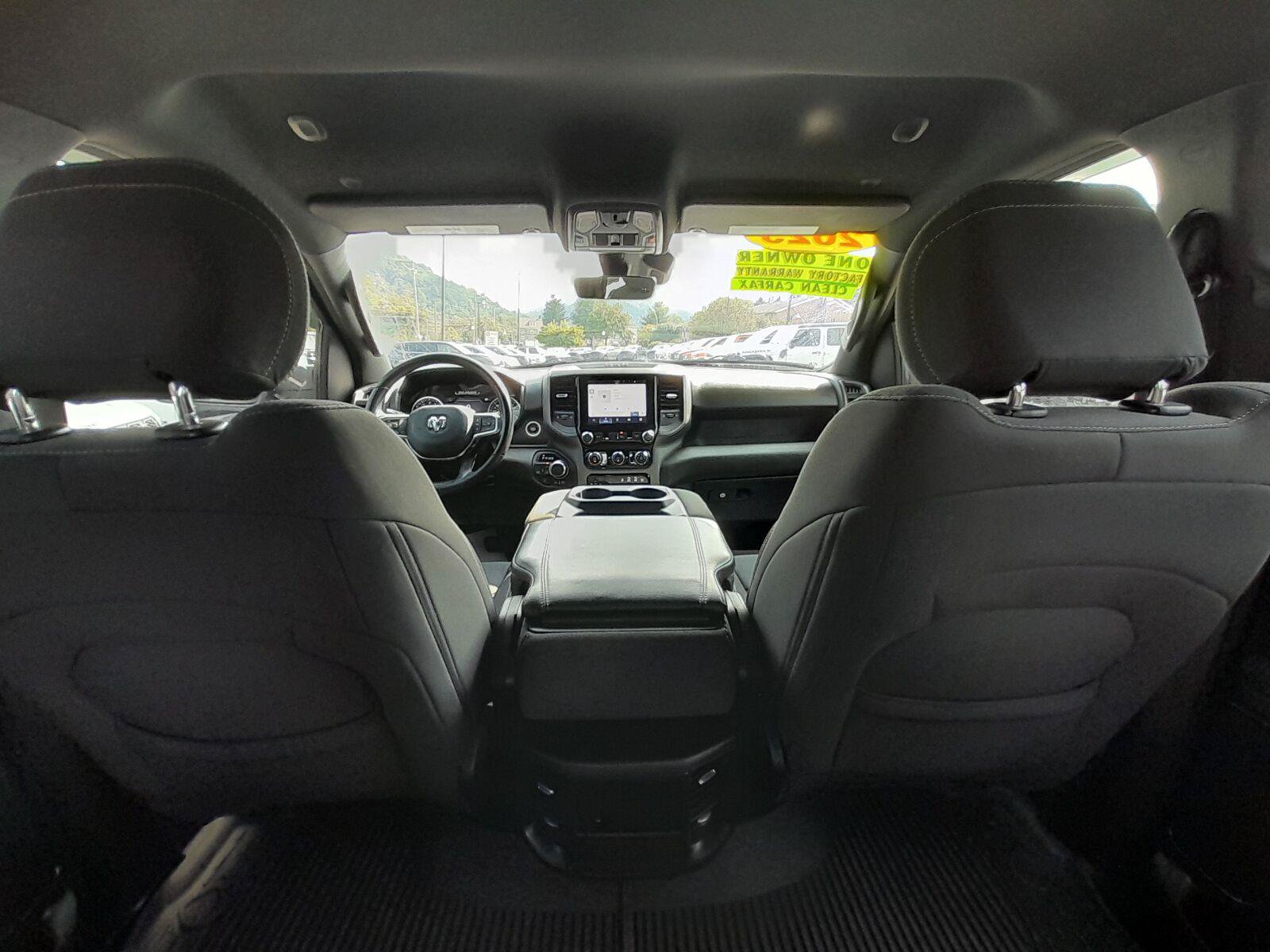 Used 2025 RAM 1500 Warlock AWD/4WD image 42