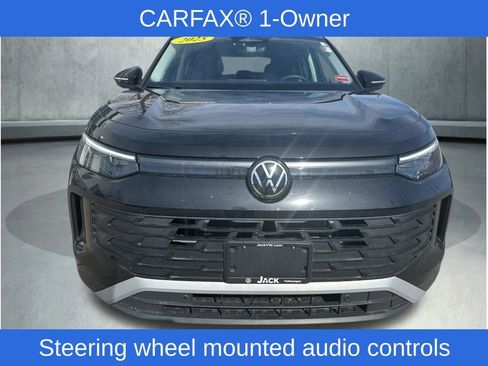 Used 2025 Volkswagen Tiguan S image 6