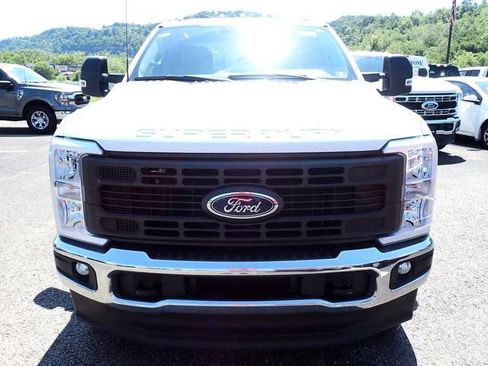 Used 2023 Ford F250 XL w/ XL Driver Assist Package AWD/4WD image 9