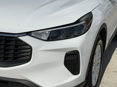 Used 2025 Ford Escape Active image 12