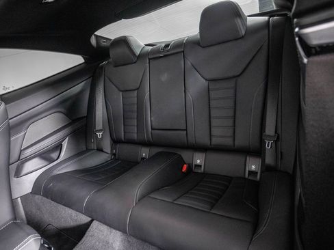 Used 2024 BMW M440i Coupe w/ Premium Package image 11