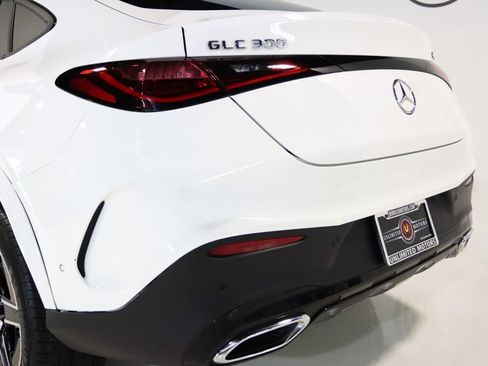 Used 2025 Mercedes-Benz GLC 300 4MATIC Coupe image 84