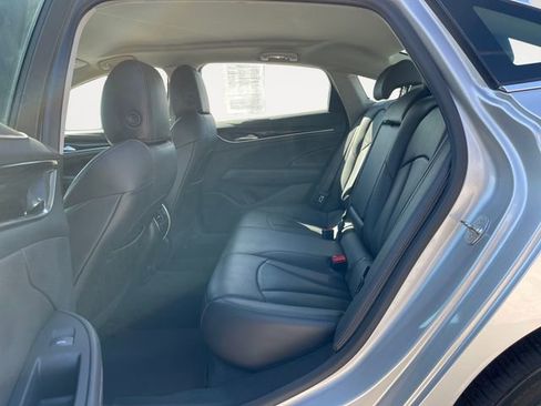 Used 2017 Buick LaCrosse Essence FWD image 13