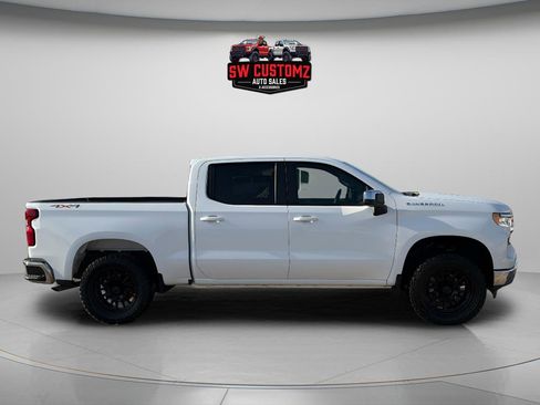 Used 2025 Chevrolet Silverado 1500 LT image 8