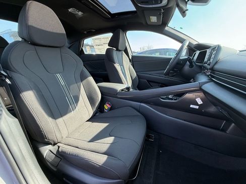 New 2026 Hyundai Elantra SEL Sport image 29