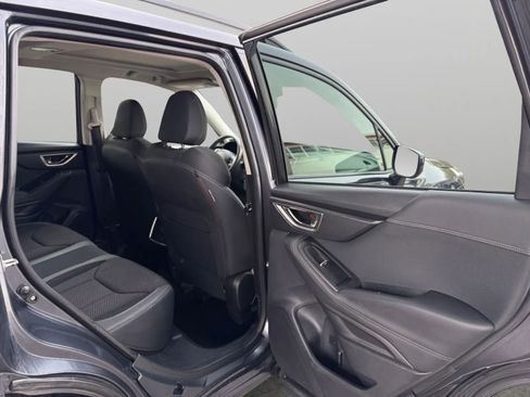 Used 2019 Subaru Forester Premium w/ All-Weather Package AWD/4WD image 15
