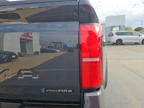 New 2025 Toyota Tacoma TRD Off-Road image 11