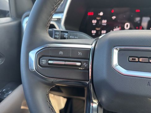 New 2026 GMC Canyon Denali image 24