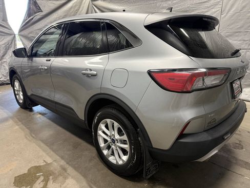 Used 2021 Ford Escape SE AWD/4WD image 4