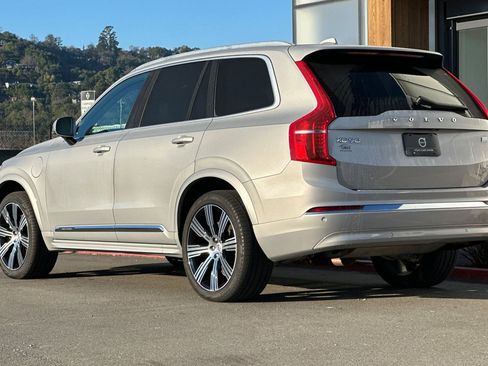 Used 2023 Volvo XC90 T8 Core image 6