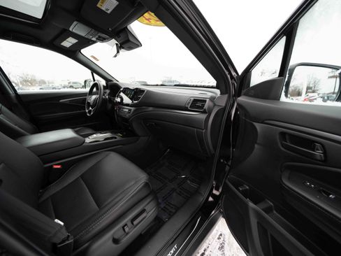 Used 2024 Honda Passport Black Edition image 26