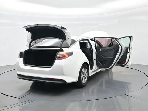 Used 2016 Kia Optima Hybrid image 39