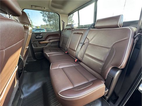 Used 2017 Chevrolet Silverado 1500 High Country image 16