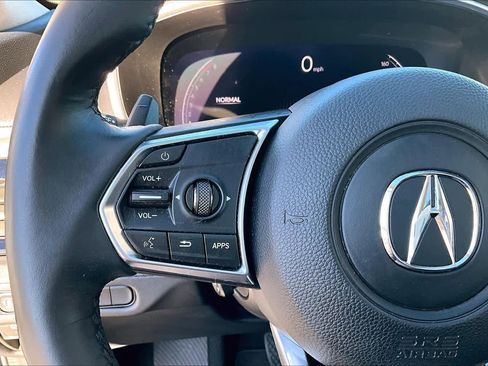 Used 2023 Acura MDX SH-AWD w/ Technology Package image 23