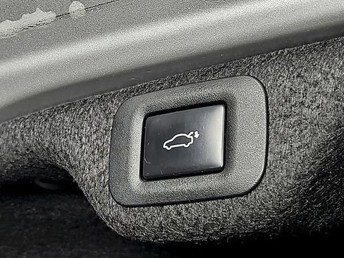 Used 2021 Lexus ES 300h w/ Premium Package image 32