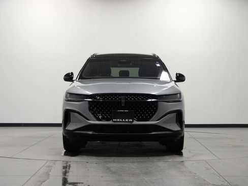 Used 2024 Lincoln Nautilus Reserve w/ Jet Appearance Package (87T) image 9