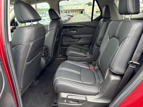 Used 2024 Honda Pilot EX-L image 31