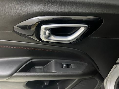 Used 2024 Jeep Compass Trailhawk image 59