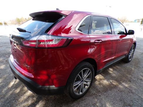 Used 2022 Ford Edge Titanium w/ Class II Trailer Tow Package image 4