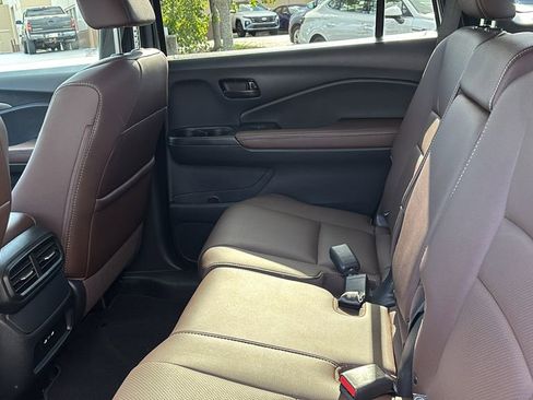 Used 2025 Honda Passport EX-L image 30