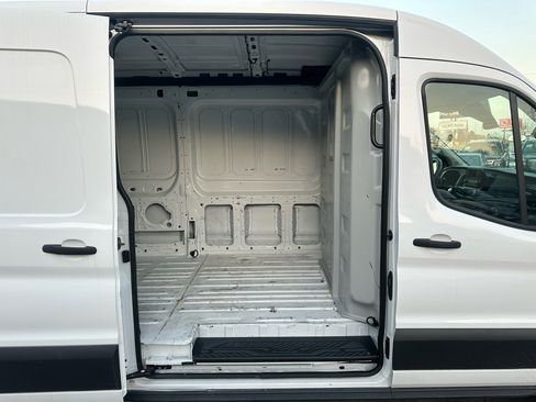 Used 2023 Ford Transit 250 Medium Roof AWD image 16