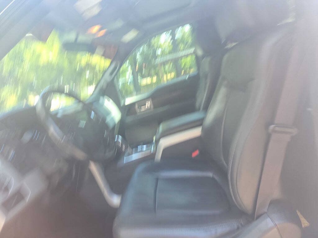 Used 2014 Ford F150 Lariat w/ Equipment Group 502A Luxury AWD/4WD image 25