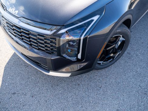 New 2026 Kia Sportage EX image 2