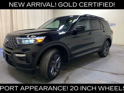 Certified 2023 Ford Explorer XLT w/ Equipment Group 202A AWD/4WD image 7
